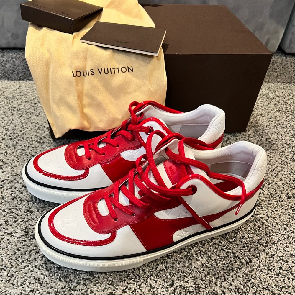 Authentic Louis Vuitton men’s trainer